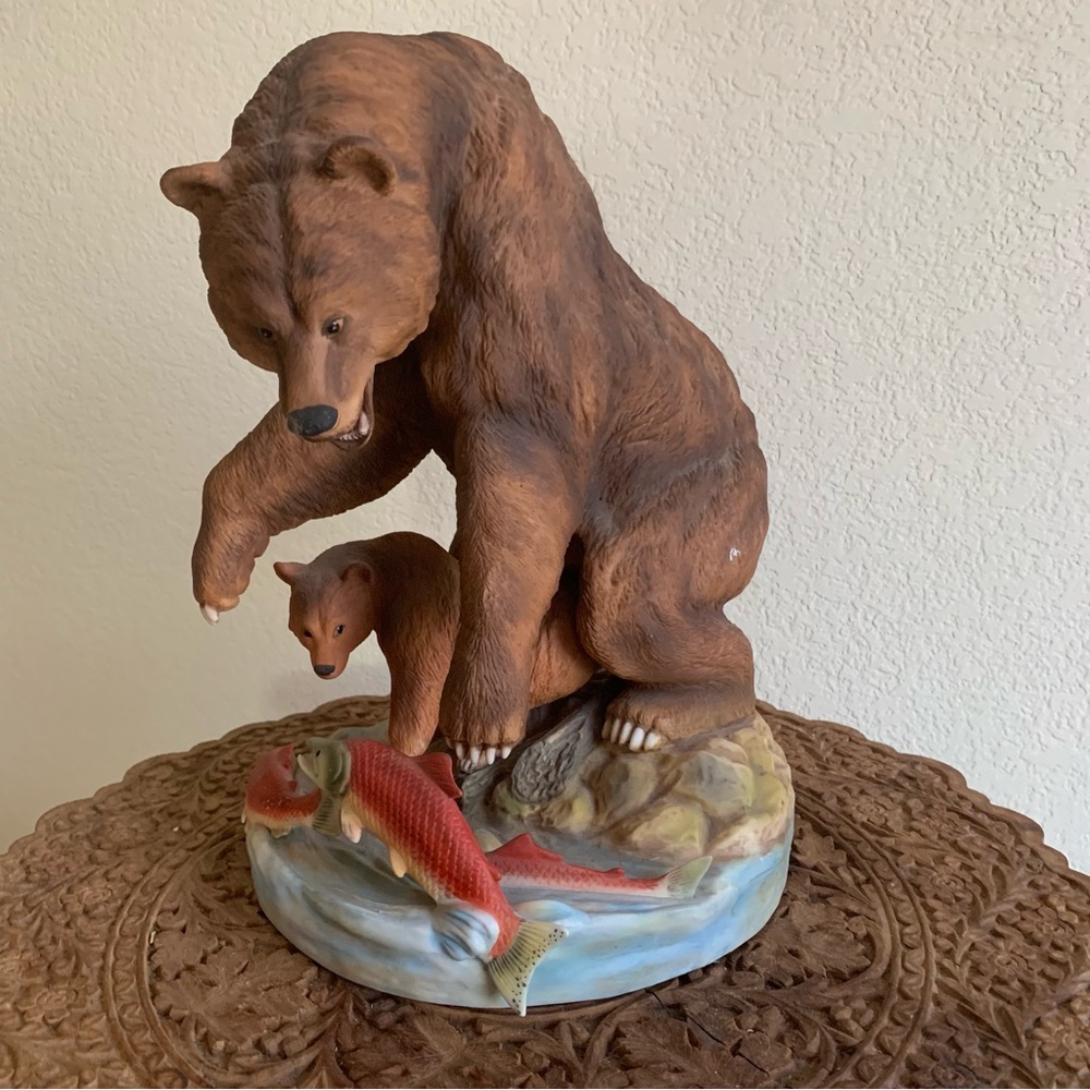 Bill Ohrmann Porcelain Bear Cub Trout Fish Sculpture Cabin Decor Approx 13”x8”